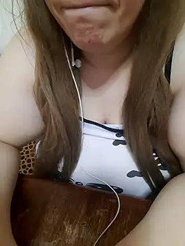 Madam_bezzzoul webcam