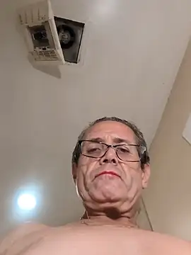 bobby69cock webcam