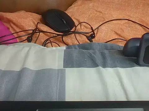 wet_xxxjude webcam