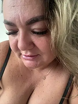 MikyVesela webcam