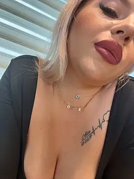 IveySin webcam