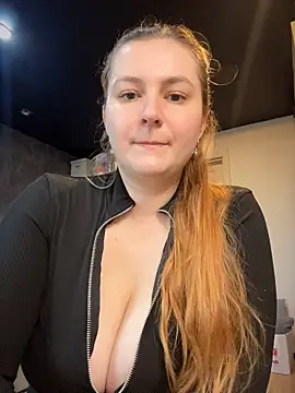 CandyShoopp webcam