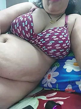 Poojabhabi101 webcam