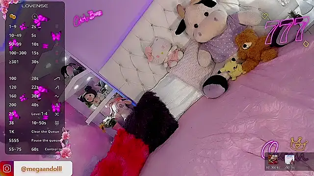 Megaan_Dolll webcam