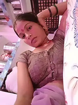 CHANDNi_700