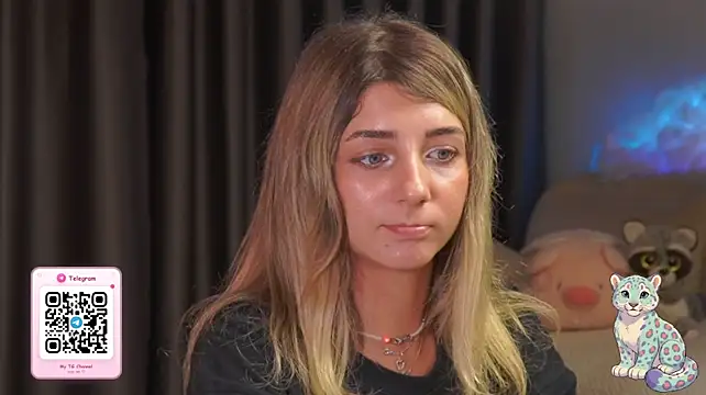 MilaMilkEyes