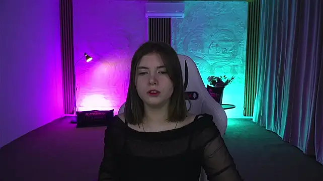 Tessa_054