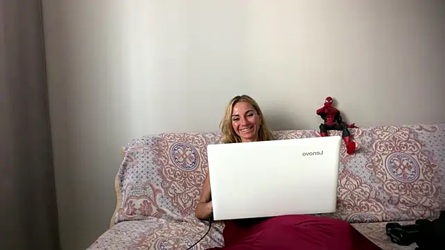 NickyGlow