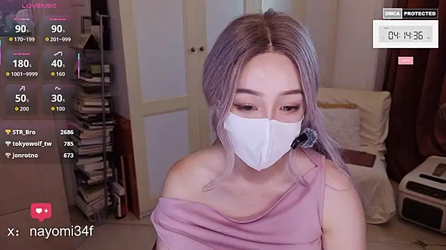 nayomi_34f