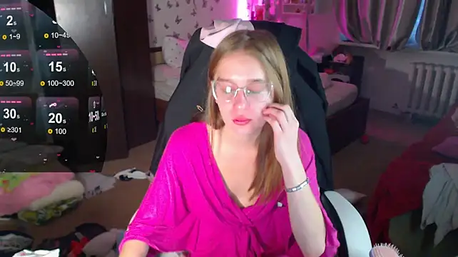 Kira_honeyy webcam