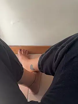 LoLiTa84 webcam