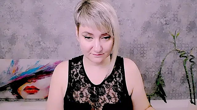 Djullia live cam on StripChat
