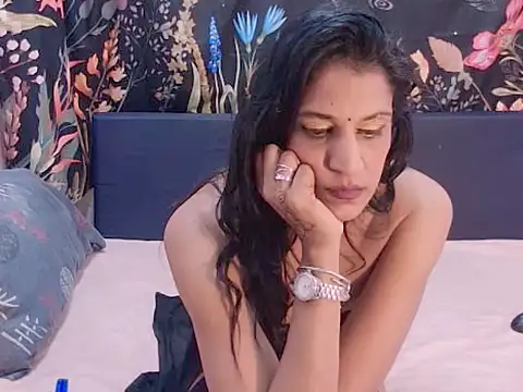 indiansexcsmile4u webcam