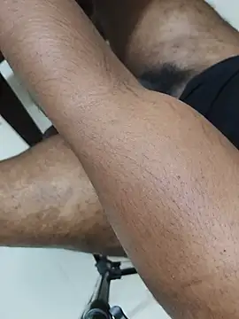 B-B-C-8