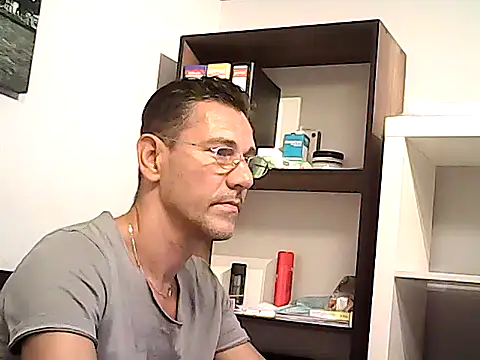 mastercharisma35 live cam on StripChat