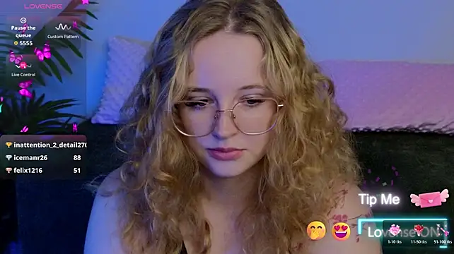 SweetieAnny 🍨 nude webcam chat