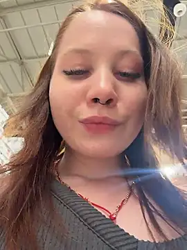 SlavicCandy live cam preview