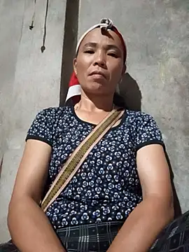 Lazzilove99_ webcam