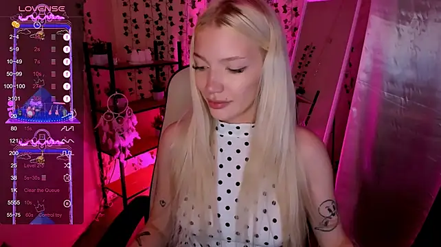 AnyaTaylor_