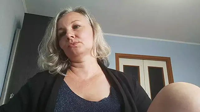 EdithManning webcam