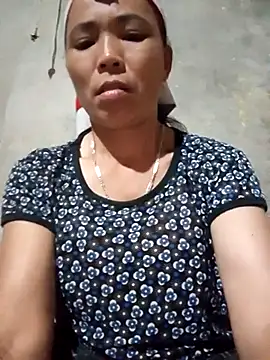 Lazzilove99_ webcam