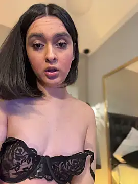 MiahWindsor webcam