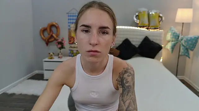 DeboraHorny webcam