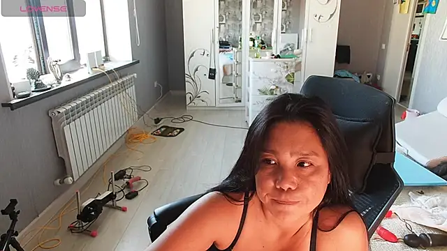 MissValday live cam preview