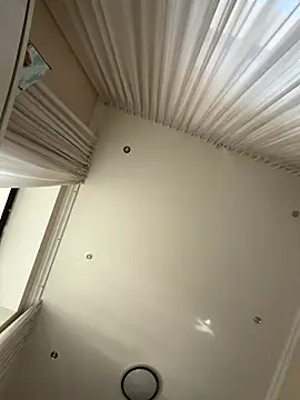 Hott_Lolla webcam