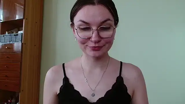 LooveELLYx webcam