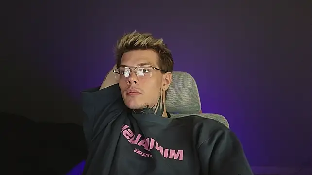 DENIS_HERE