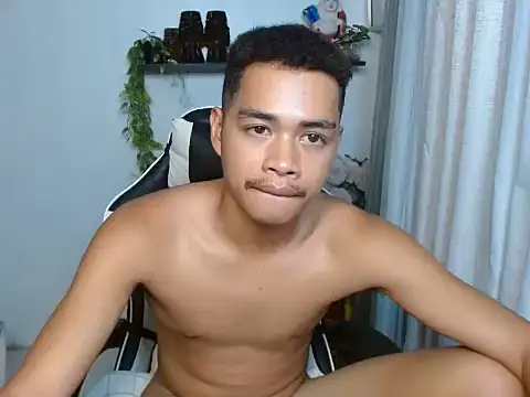 curlyasian_njxx webcam