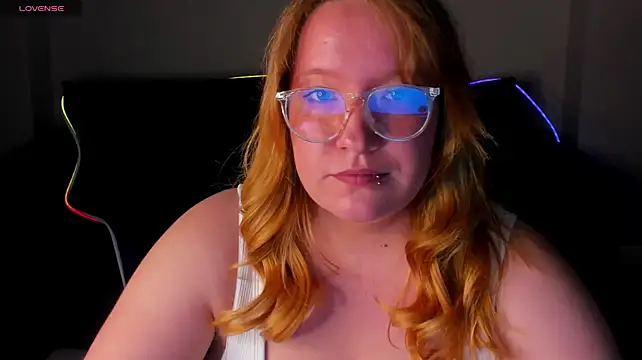 Sophia_Millery webcam