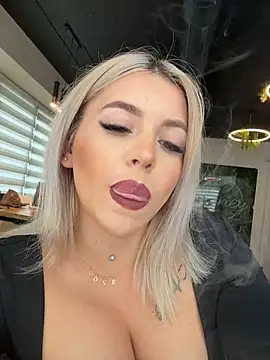 IveySin webcam