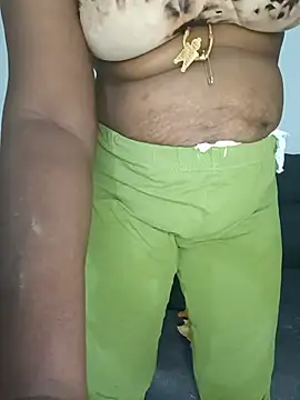Tamil-hotwife webcam