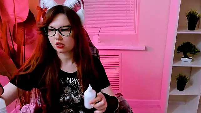 CarolGiggly live cam on StripChat