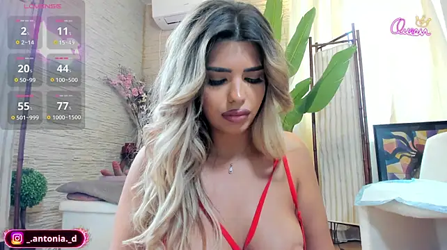 Bella_Posh webcam