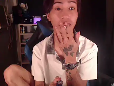 yukino23 (Ask my age) - let me cum for you make me explode <3