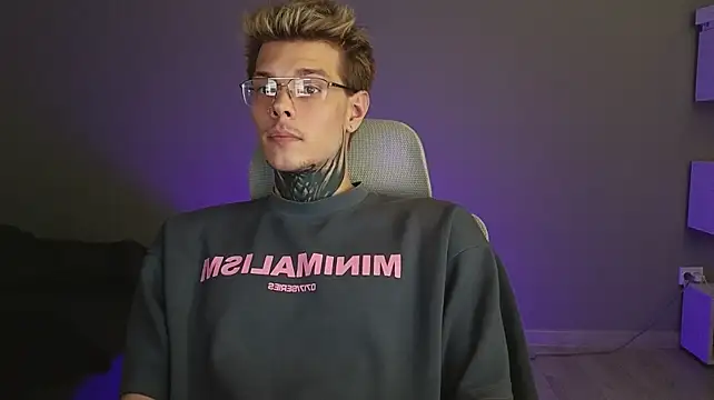 DENIS_HERE webcam