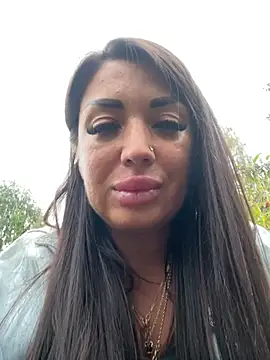 RuslanaXX webcam
