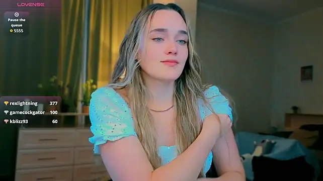 earthfantasyy live sex cam
