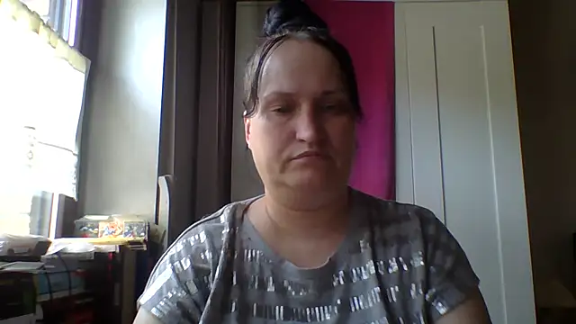 _squirty_cum_lady_ live cam on StripChat