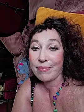 GypsyEsmeralda webcam