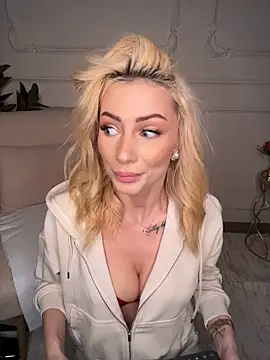 AngieShae