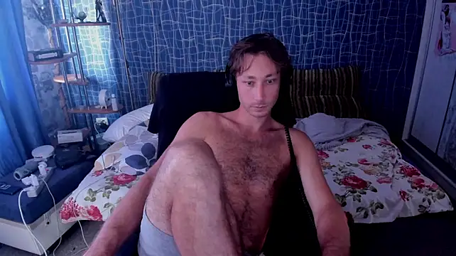 CuteBoy228 webcam