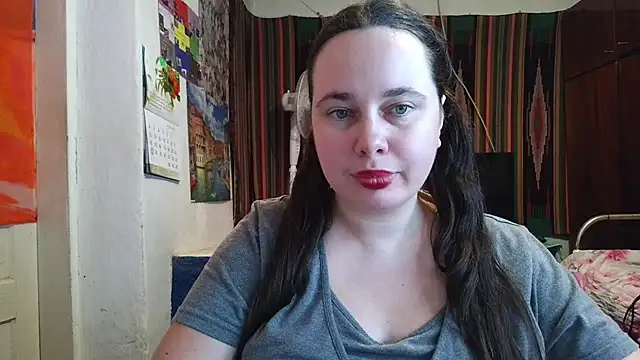 Cora_Maro webcam