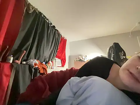 Snowbunnycake_131 webcam
