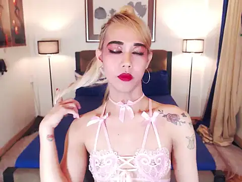 PreciousAmore webcam