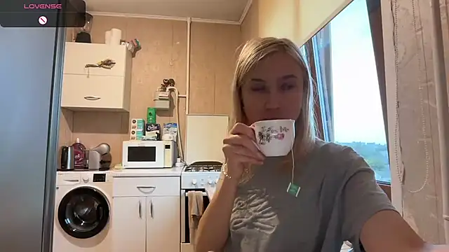 AngelJeni webcam
