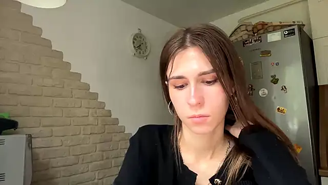 ZaraGuyette webcam